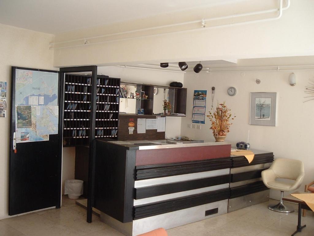 Hotel Depadansa Marina & Primorka Omišalj Pokoj fotografie